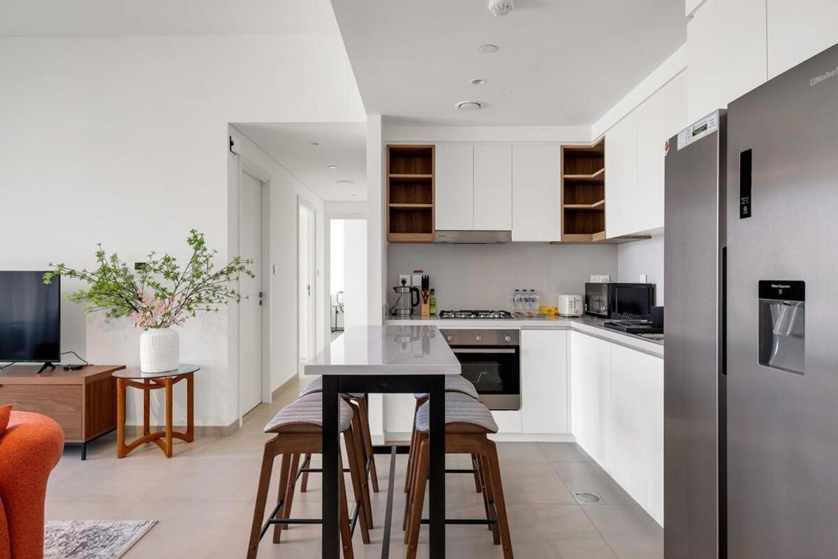 Elegant 2br By Mall